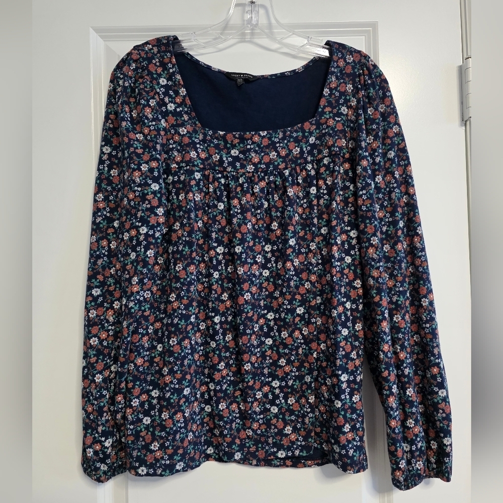 Lucky Brand Navy Blue Floral Blouse Size Medium